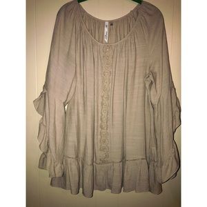 Ruffle sleeve blouse